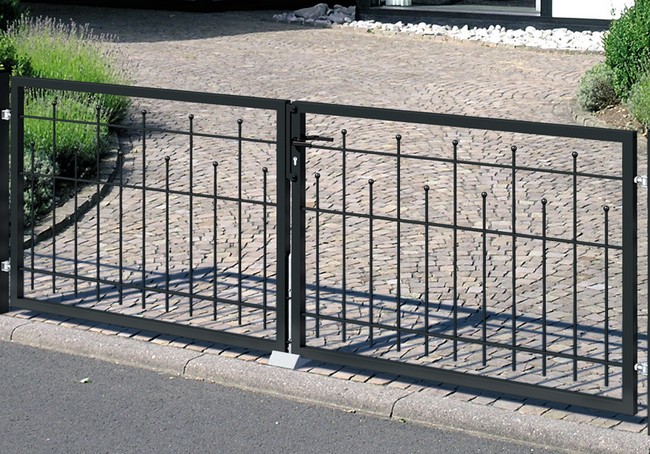 Schmuckdoppeltor Madrid, Höhe 100cm, Breite 300cm zur Mauermontage bei ZAUN24