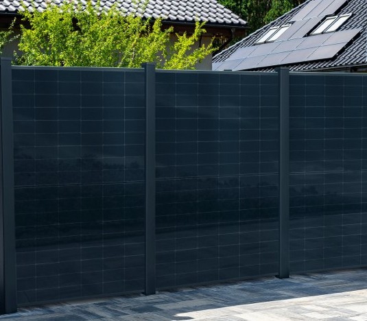 Zaunkraftwerk Powerline 2, 3 oder 4 Solarmodule (900-1800 Wp) - Plug & Play